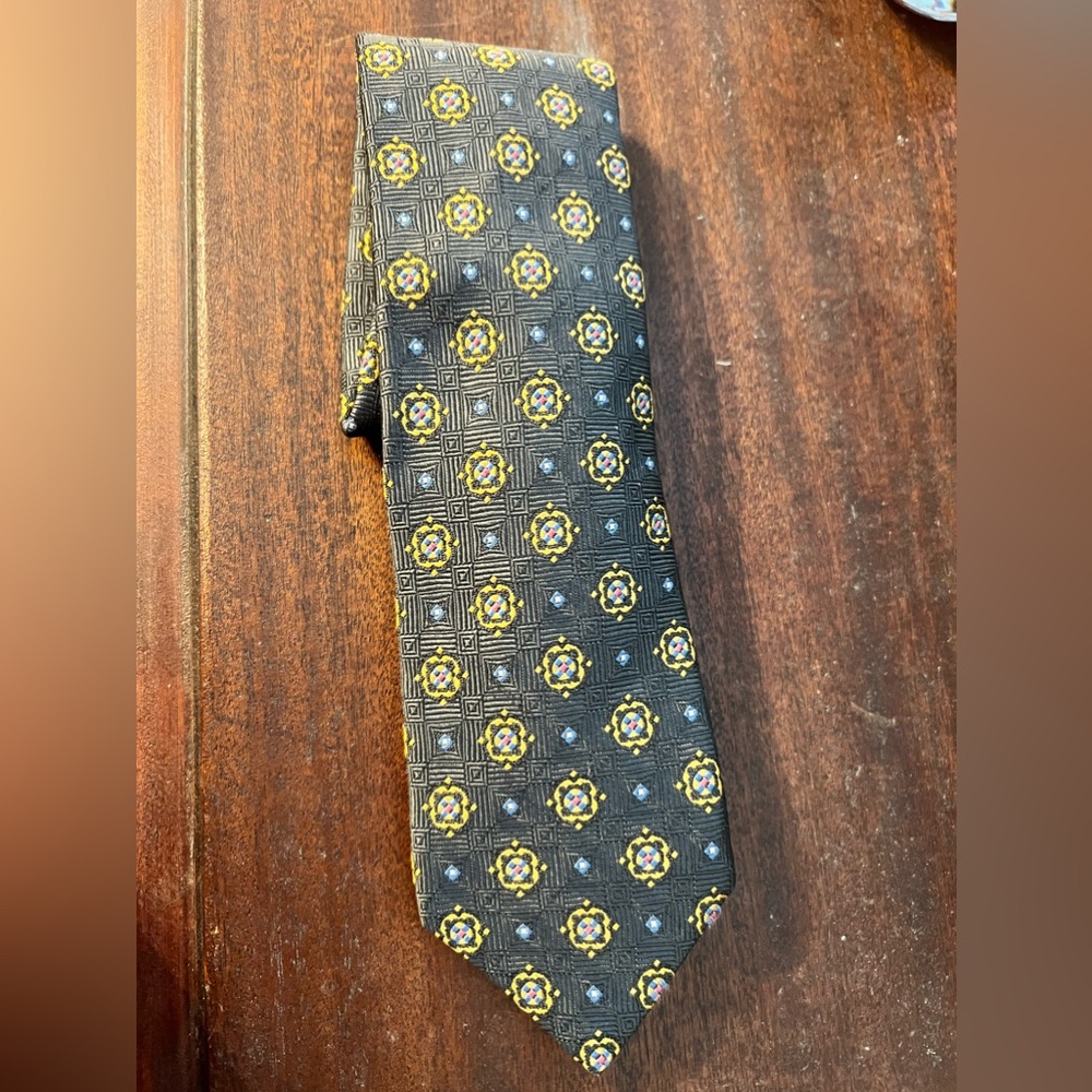 Men’s Robert Talbott tie